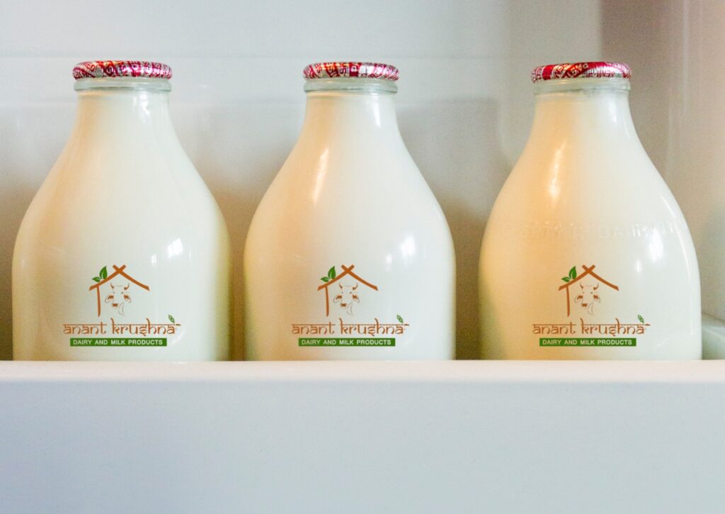 organic cow milk in nigdi
