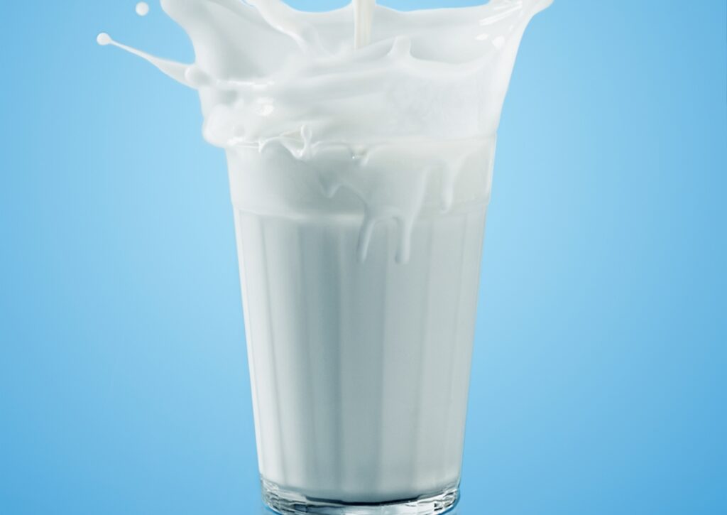 raw buffalo milk in ravet